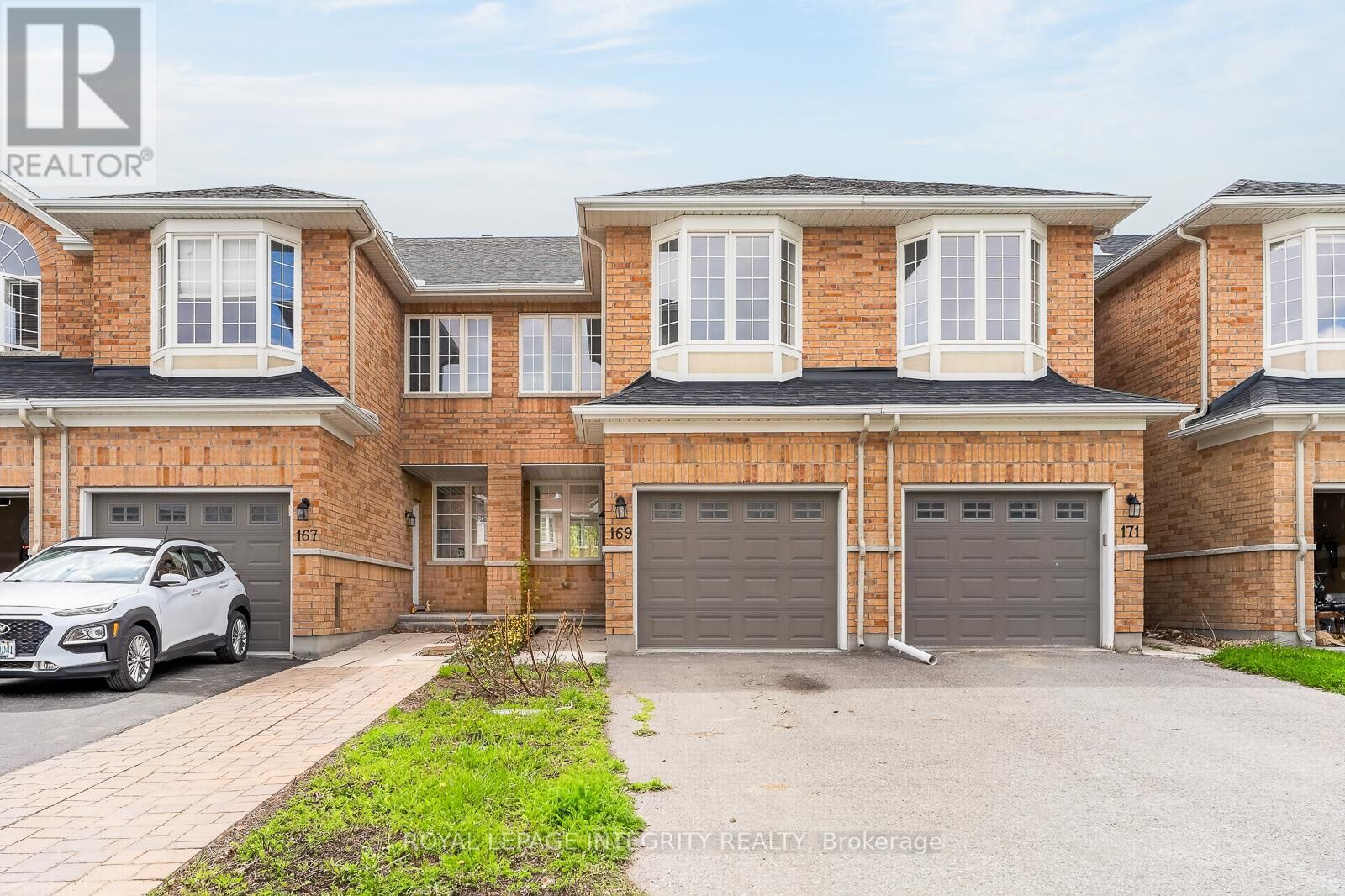 Property Photo:  169 Desmond Trudeau Drive  ON K7S 0H1 