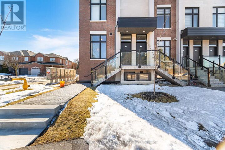 Property Photo: 9560 Islington Avenue L109 ON L4H 4Z5