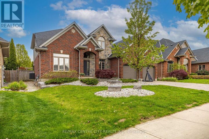 Property Photo: 2114 Riverbend Road ON N6K 0A3