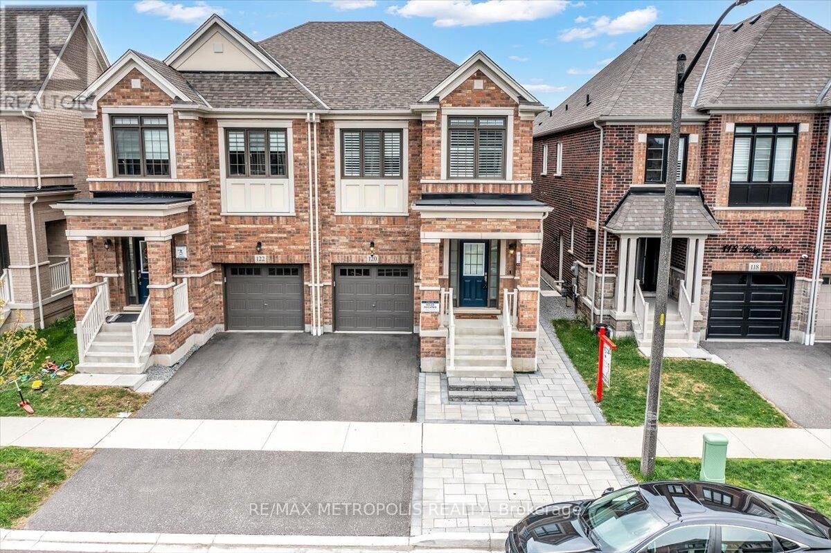 Property Photo:  120 Laing Drive  ON L1P 0N5 