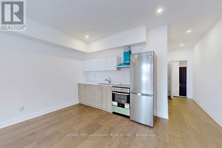 Property Photo:  35 Persica Street Lower  ON L4E 1L3 
