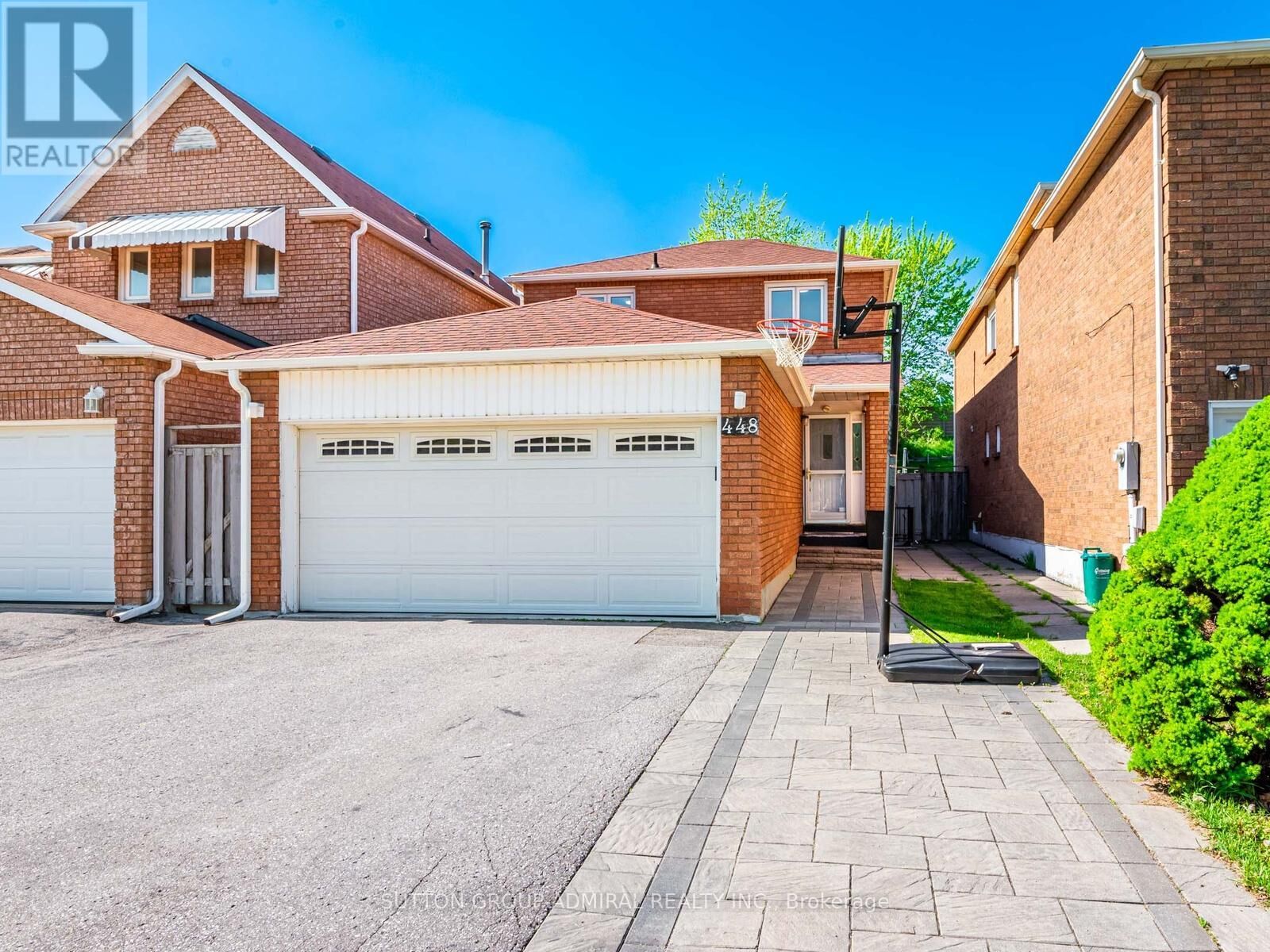 Property Photo:  448 Conley Street  ON L4J 6T5 