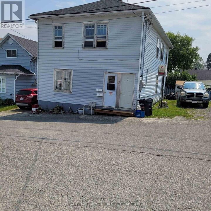 Property Photo:  33 Kirkpatrick Street  ON P2N 2H1 