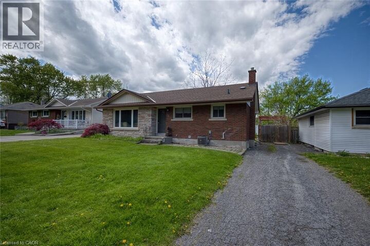 Property Photo:  25 Warkdale Drive  ON L2T 2V8 