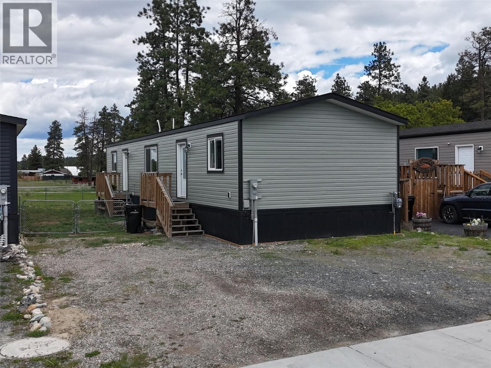 Property Photo:  3066 Pinnacle Crescent North  BC V1C 0E5 