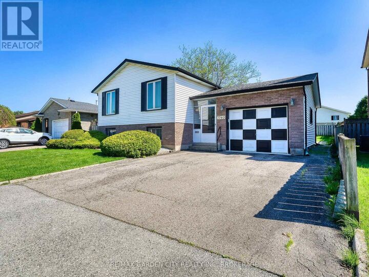 Property Photo:  7740 Chorozy Street  ON L2H 2N9 