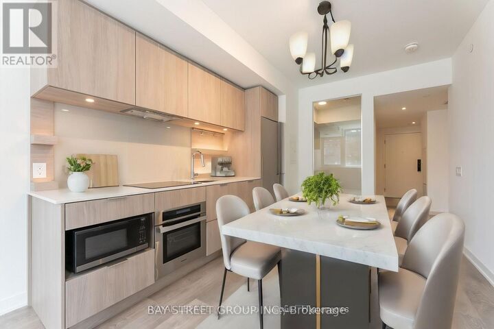 Property Photo:  28 Ann Street 515  ON M3C 0H5 