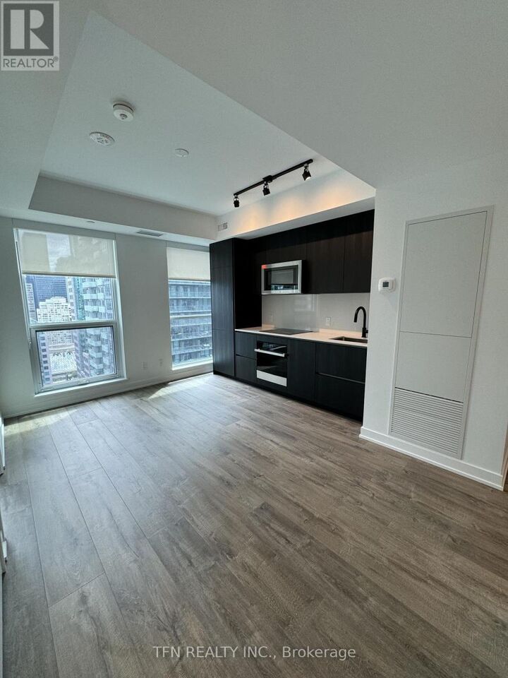 Property Photo: 327 King Street West 2501 ON M5V 0W7