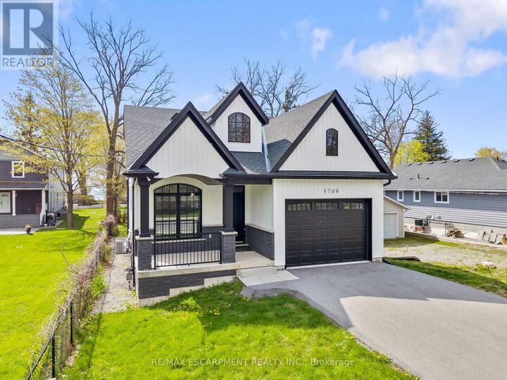 Property Photo: 3709 Ryan Avenue ON L0S 1B0