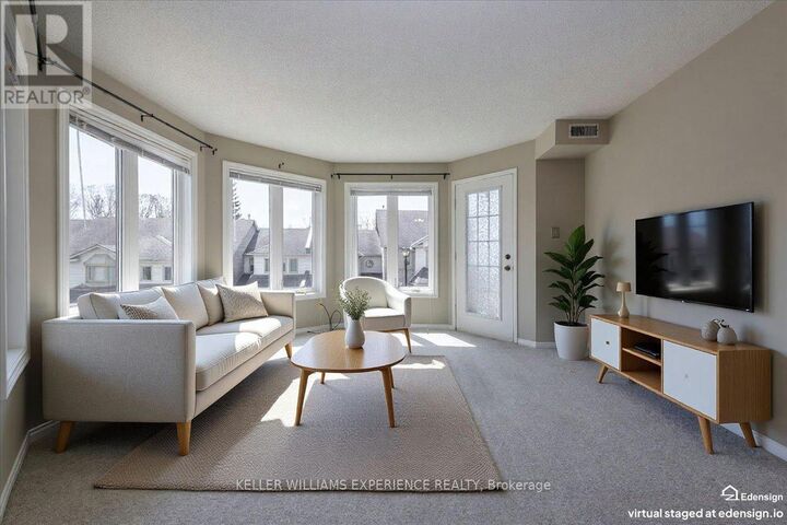 Property Photo:  492 Laclie Street 204  ON L3V 7V2 