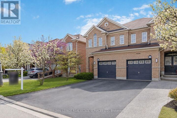 Property Photo:  3872 Skyview Street  ON L5M 8A1 