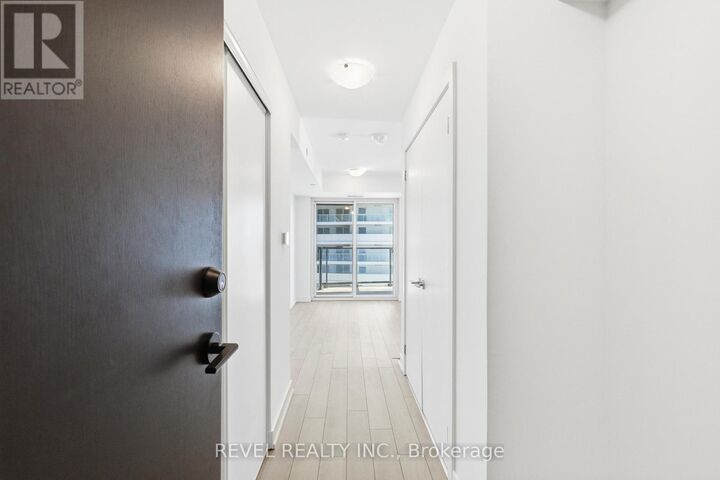 Property Photo: 1480 Bayly Street 912 ON L1W 3R5