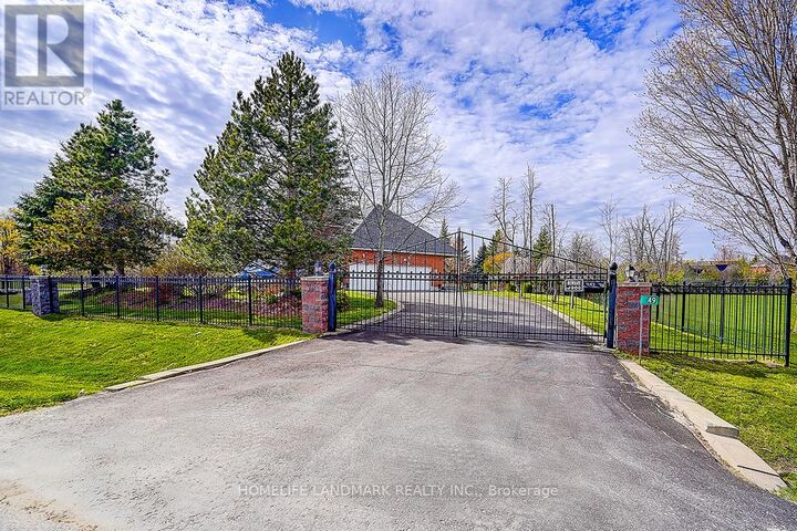 Property Photo: 49 Red Oak Crescent ON L0L 2L0