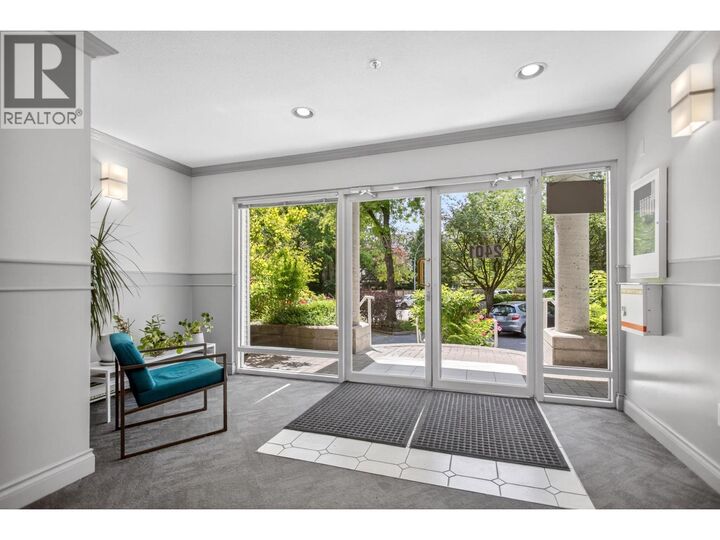Property Photo:  2401 Hawthorne Avenue 112  BC V3C 6E9 