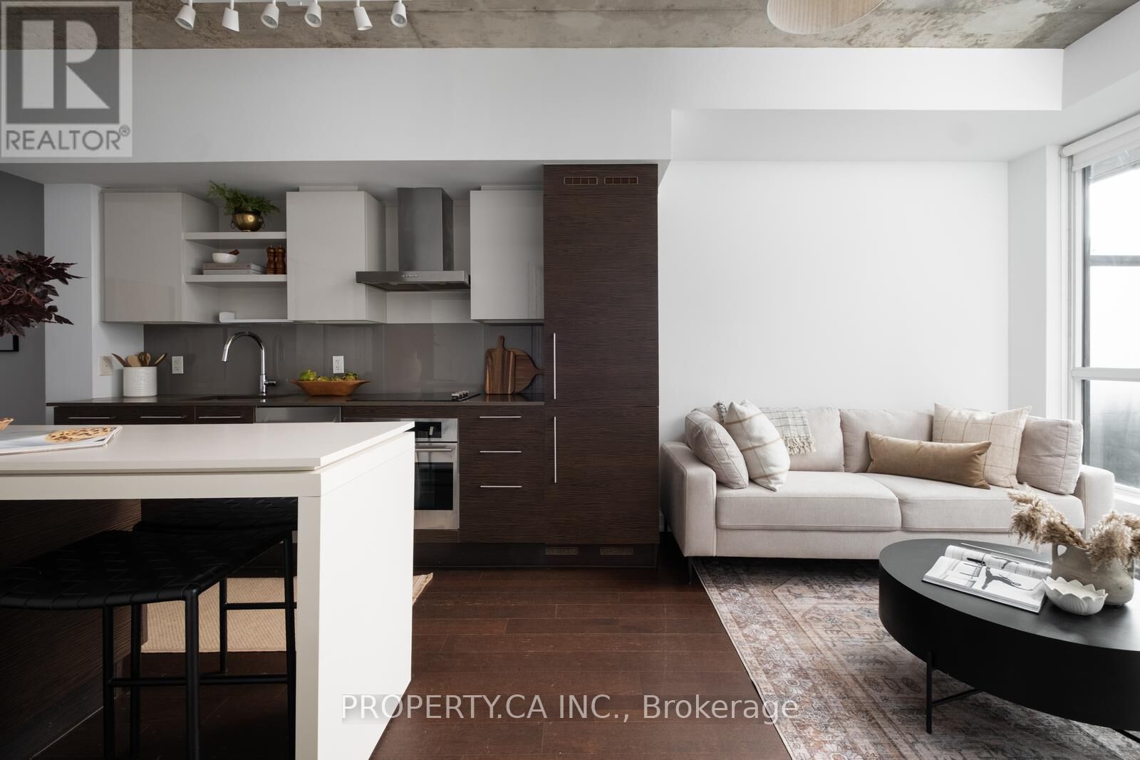 Property Photo:  1030 King Street West 344  ON M6K 3N3 