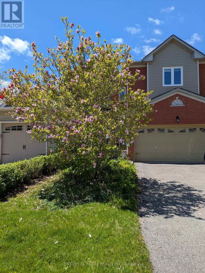 Property Photo:  42 Ballymore Drive  ON L4G 7E6 
