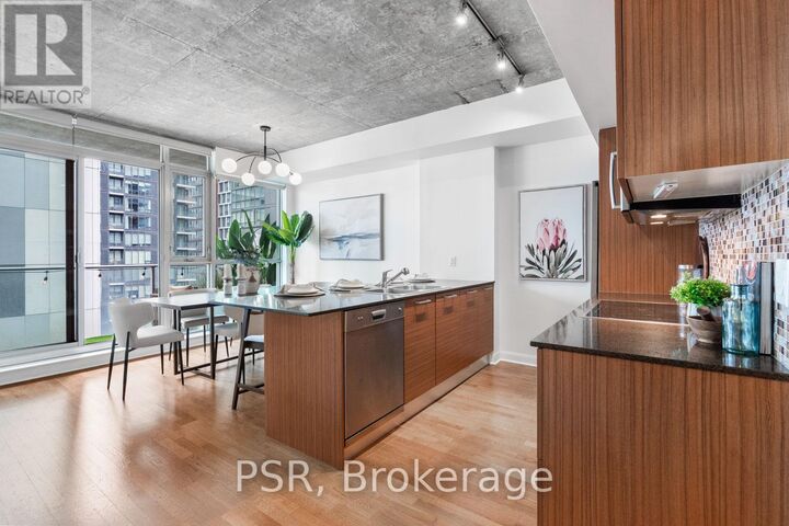 Property Photo:  375 King Street West 2805  ON M5V 1K1 