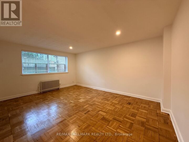 Property Photo:  57 Rawlinson Avenue 5  ON M4P 2N1 