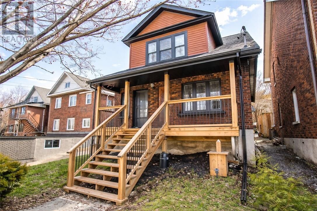 Property Photo:  49 Worthington Crescent  ON P3E 1J3 