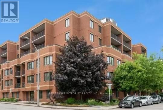 Property Photo:  47 Caroline Street North 402  ON L8R 2R6 