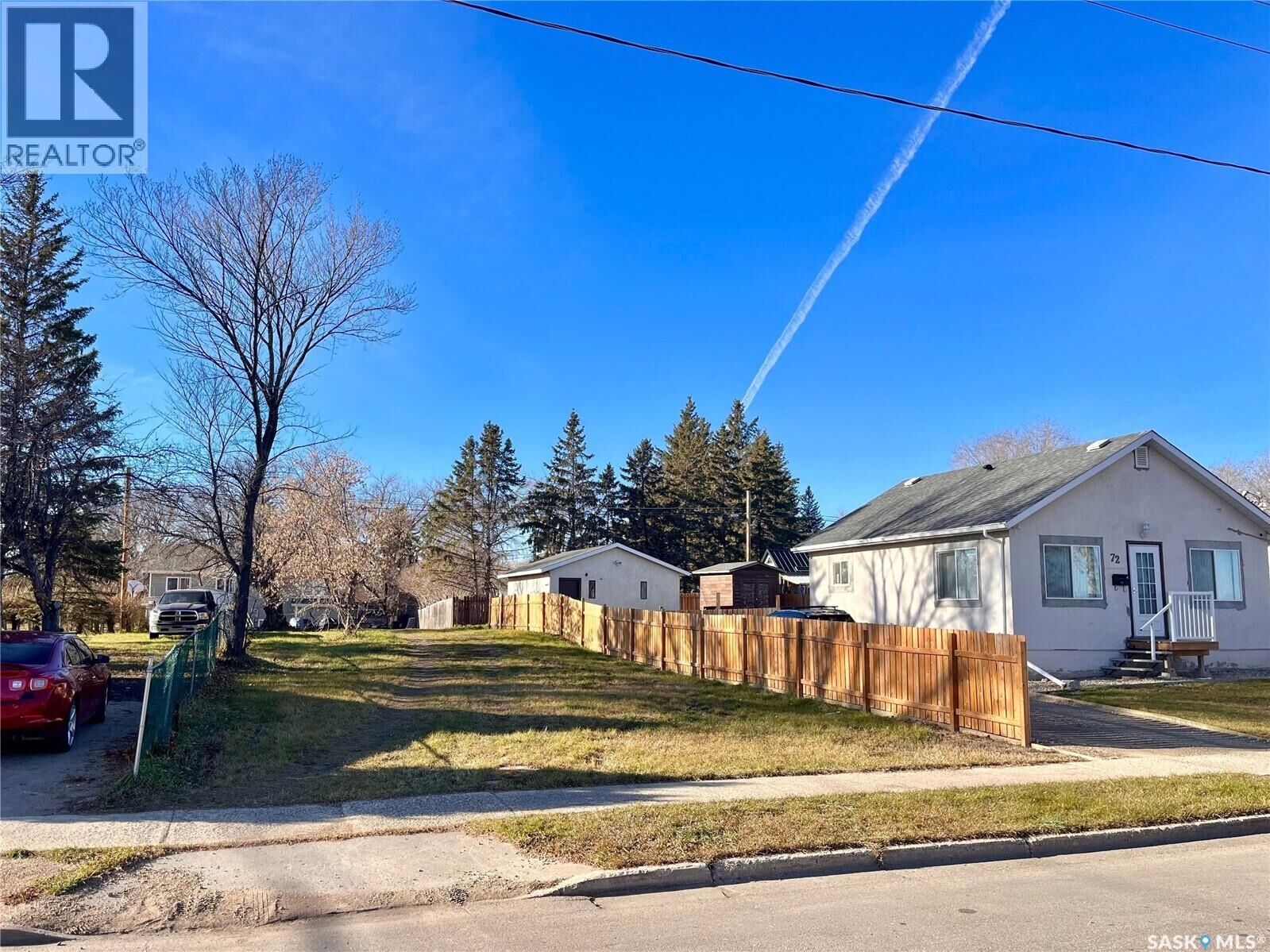 Property Photo:  68 Victoria Avenue  SK S3N 1S8 
