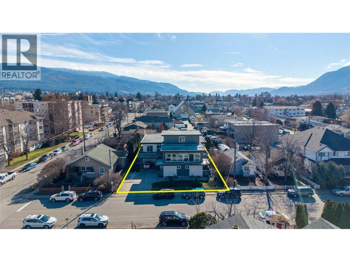 Property Photo:  328 Nanaimo Avenue West  BC V2A 1N7 