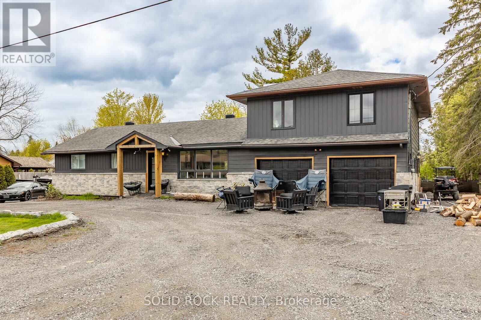 Property Photo:  20 Norway Spruce Street  ON K2S 1P3 