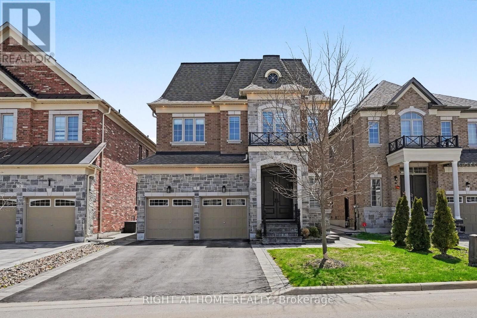 Property Photo:  5 Rossini Drive  ON L4E 0R6 
