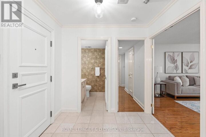 Property Photo:  3800 Yonge Street 302  ON M4N 3P7 