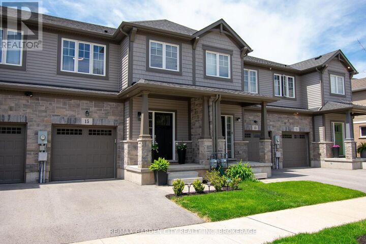 Property Photo:  15 Lymburner Street  ON L3E 0G7 