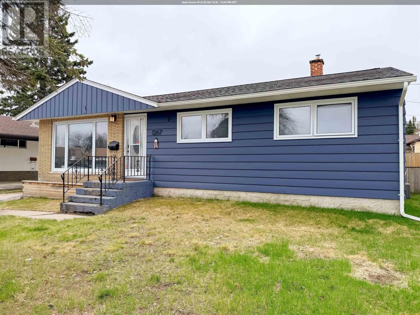 Property Photo: 1267 Valley Drive ON P9N 2W8