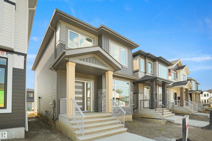 Property Photo:  84 Blackbird Bend  AB T8L 1X5 