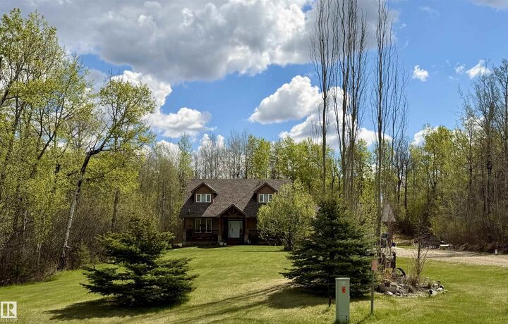 Property Photo:  54419 Rge Road 14 34  AB T0E 1V0 