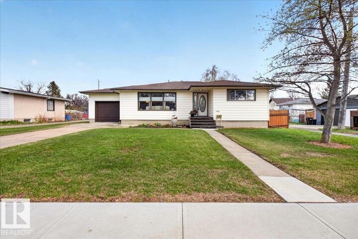 Property Photo:  13015 115 Street NW  AB T5E 5G4 