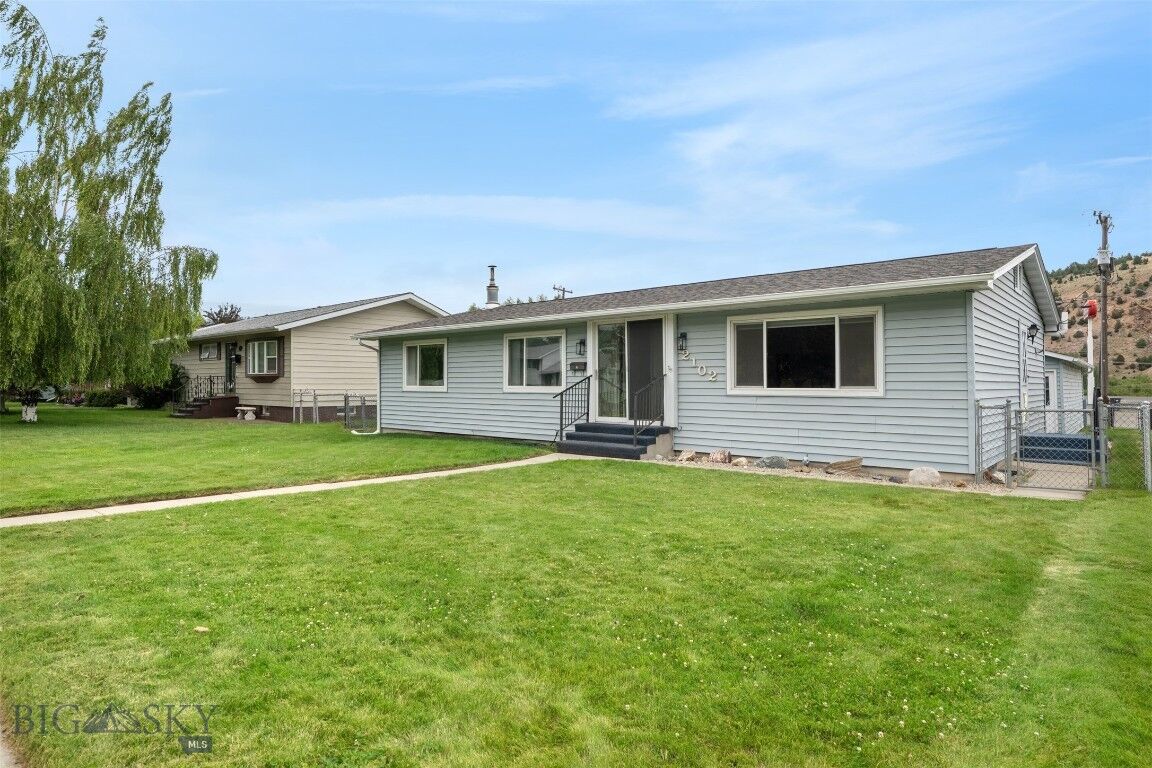 Property Photo: 2102 Lincoln MT 59711