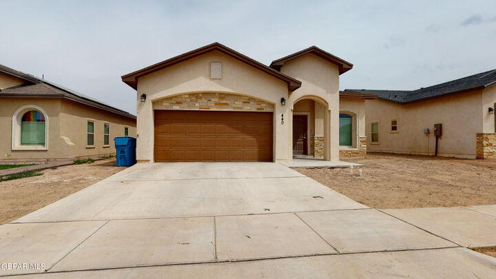 Property Photo:  440 Soleil Road  TX 79927 