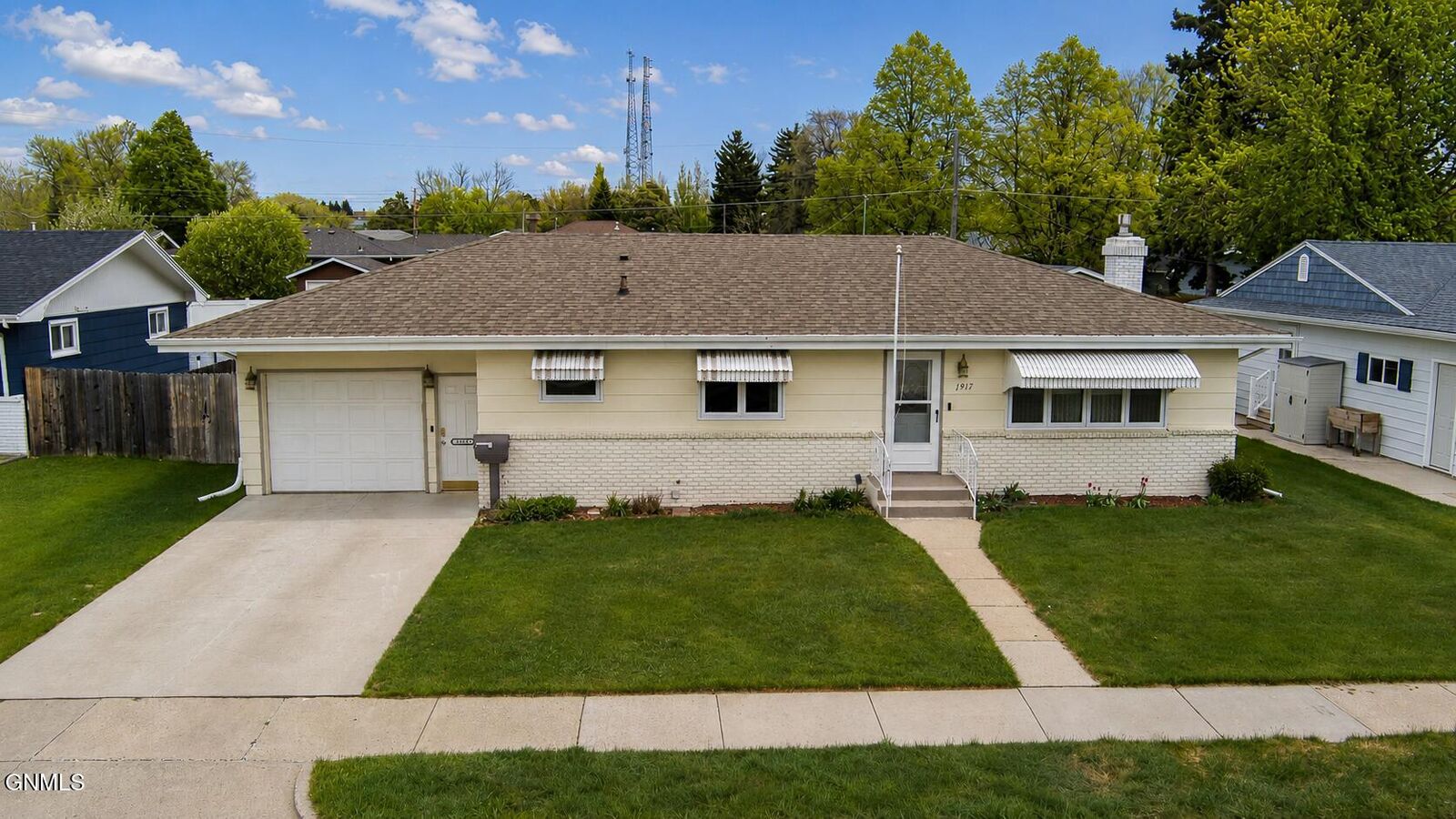 Property Photo: 1917 6th Street ND 58501