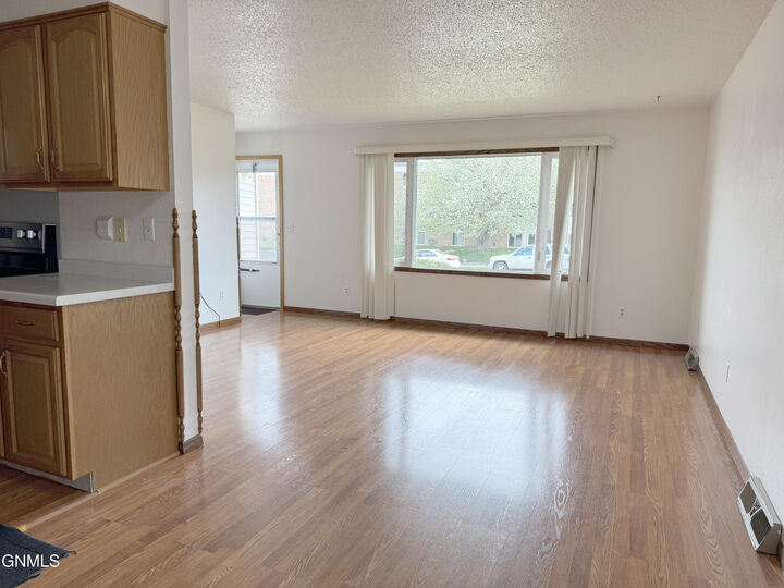 Property Photo:  1606/1608 22nd Street  ND 58501 