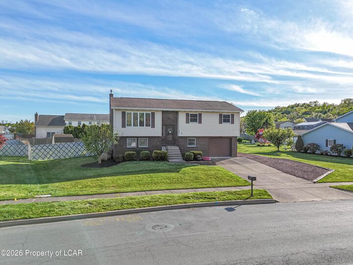 Property Photo:  319 Greenwave Boulevard  PA 18704 
