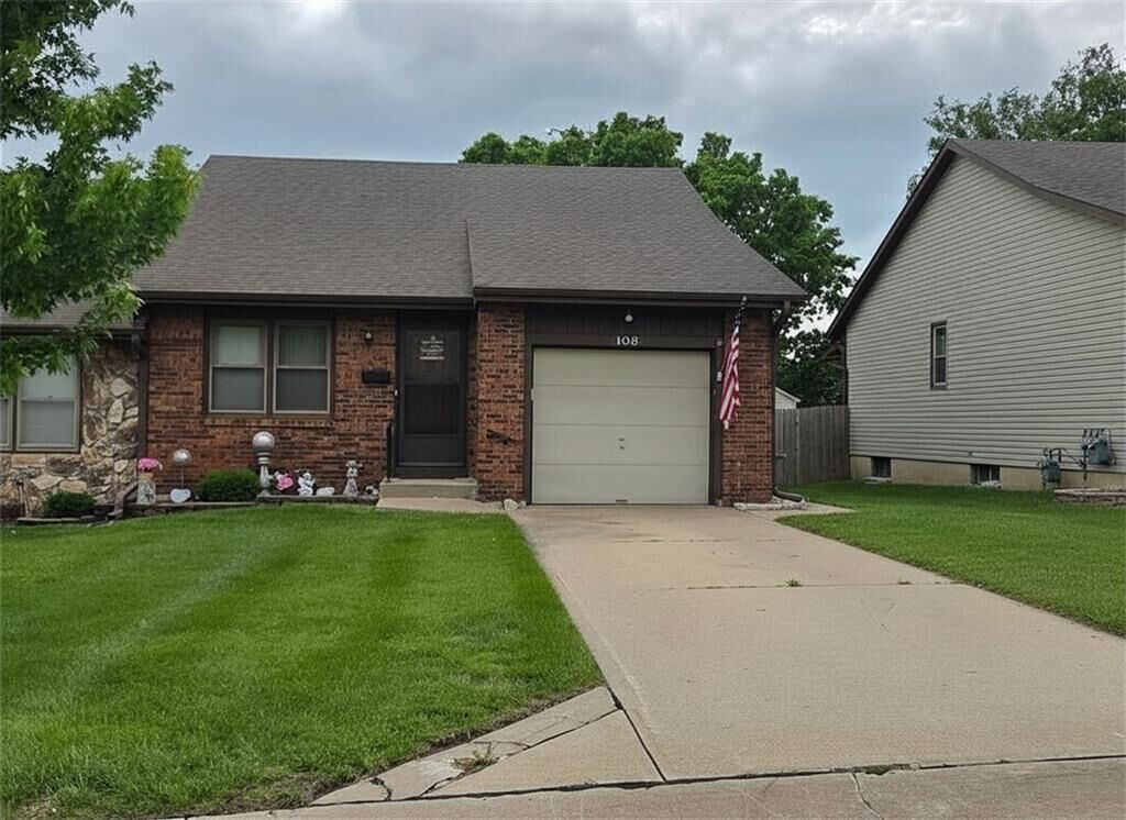 Property Photo:  108 S Ryans Way N/A  MO 64506 