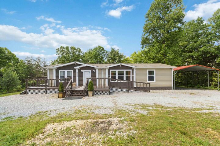 Property Photo:  3163 White Oak Road  KY 40741 