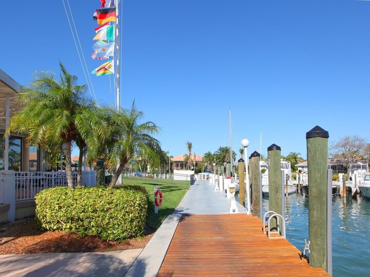 Property Photo:  332 Bob White Way  FL 34236 