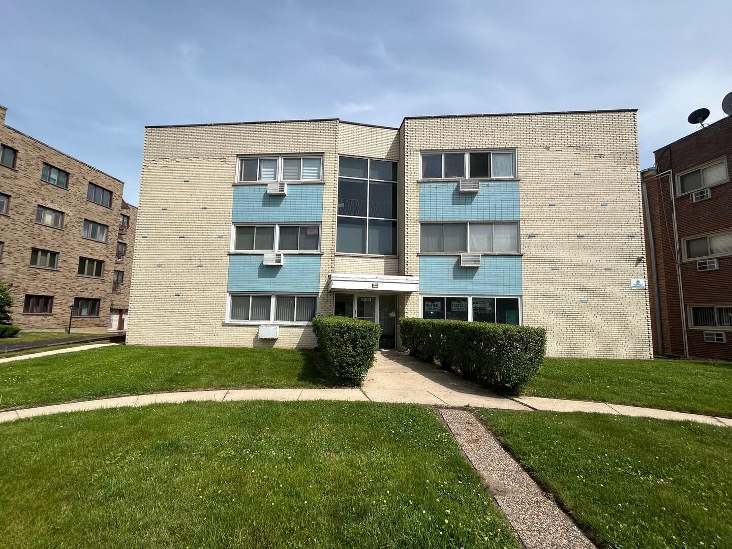 Property Photo:  8203 Niles Center Road 3C  IL 60077 
