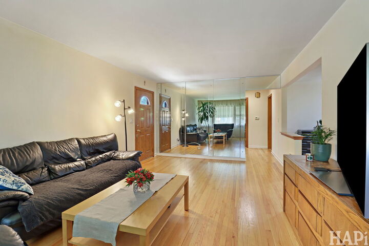 Property Photo:  4805 N Nottingham Avenue  IL 60656 