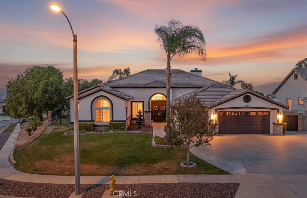Property Photo:  13596 Mesa Crest Drive  CA 92399 
