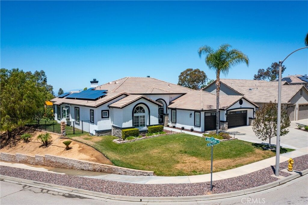 Property Photo:  13596 Mesa Crest Drive  CA 92399 