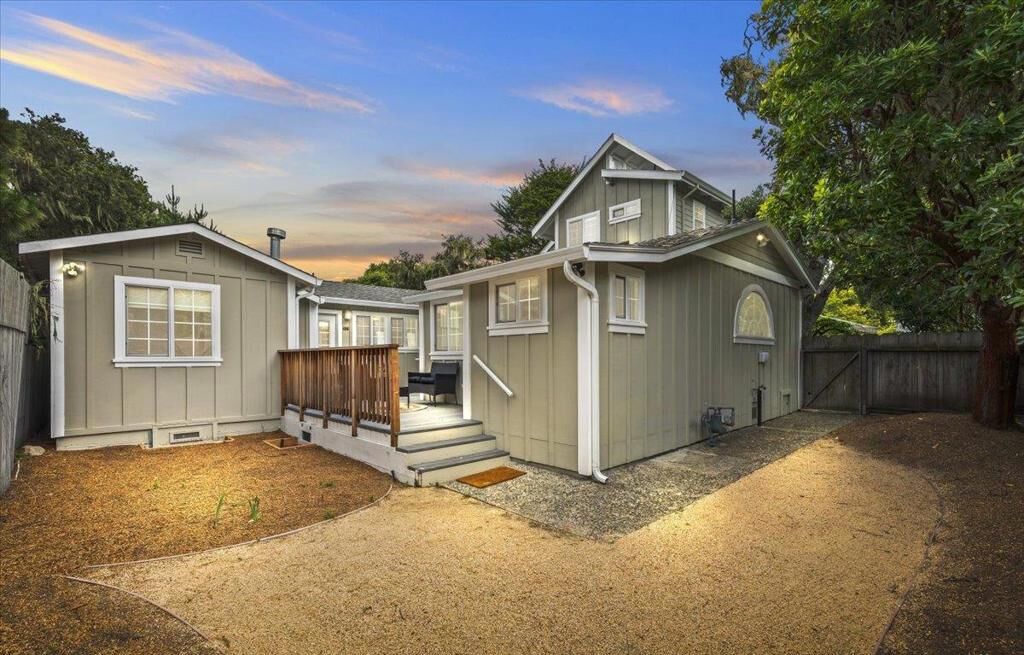 Property Photo:  494 Grove Acre Avenue  CA 93950 