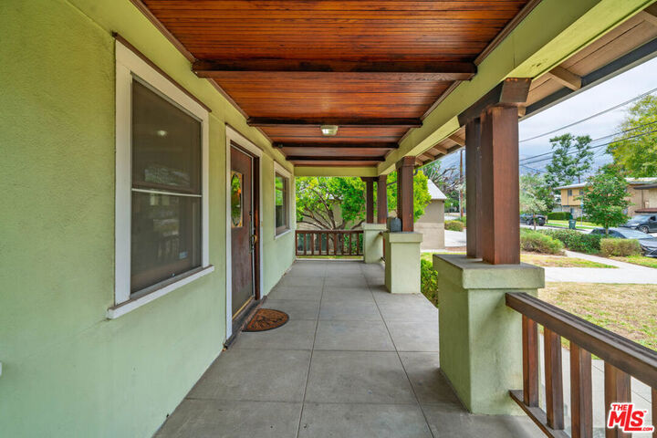 Property Photo:  105 El Nido Avenue  CA 91107 
