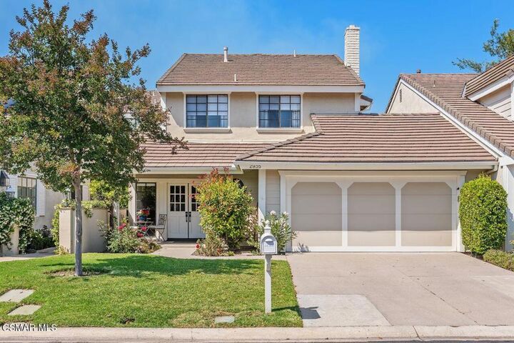 Property Photo: 2935 Shadow Brook Lane CA 91361