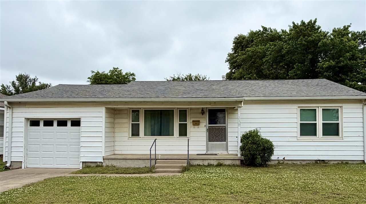 Property Photo:  232 Stevens  OK 74631 